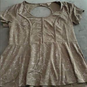 Torrid back keyhole top, 0x